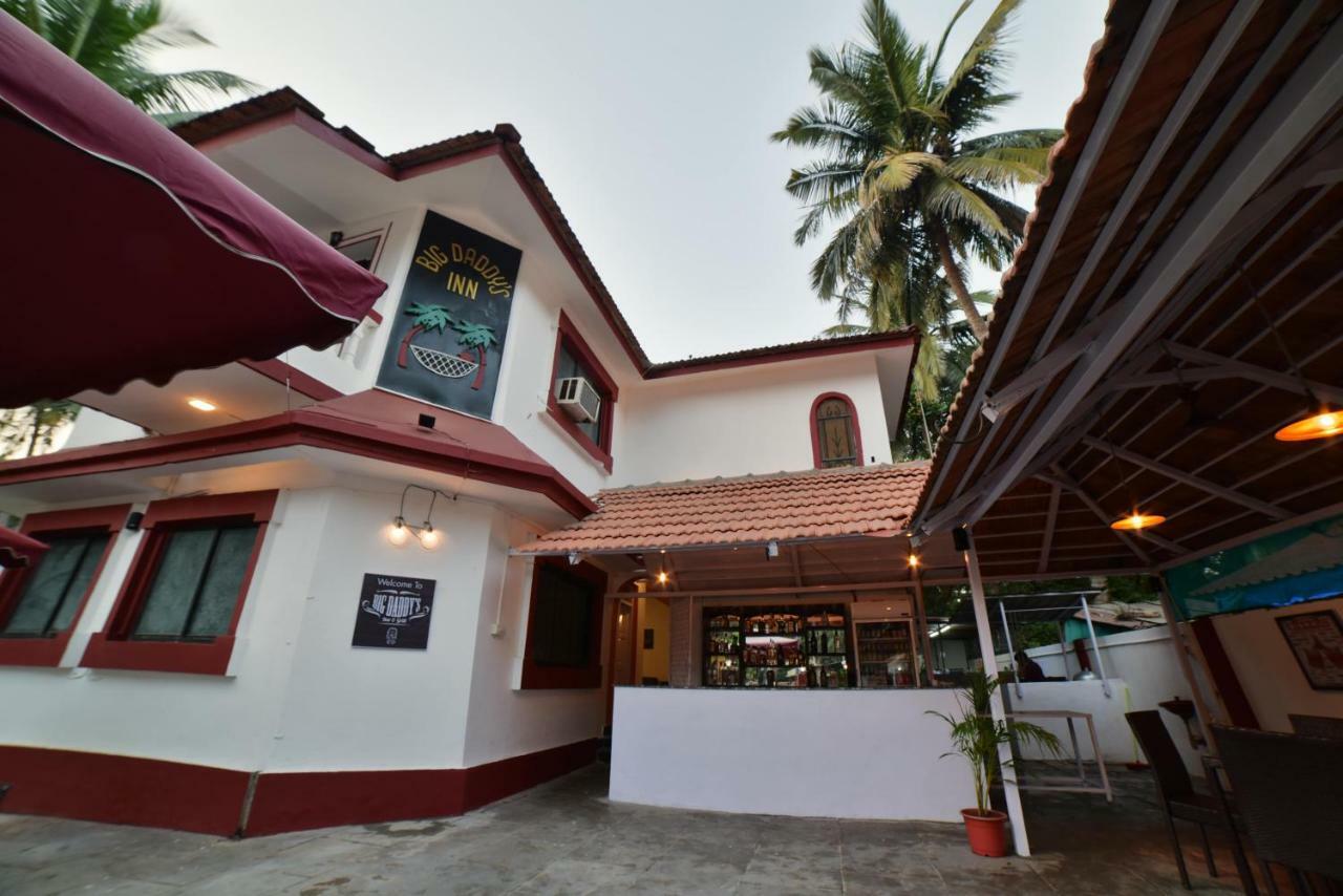 Big Daddy'S Inn Candolim Bagian luar foto
